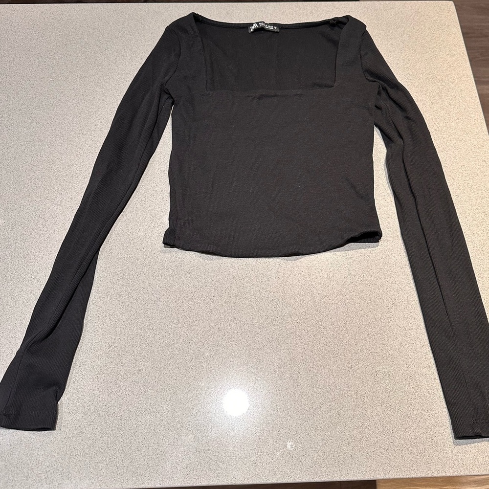Black Long Sleeve Top